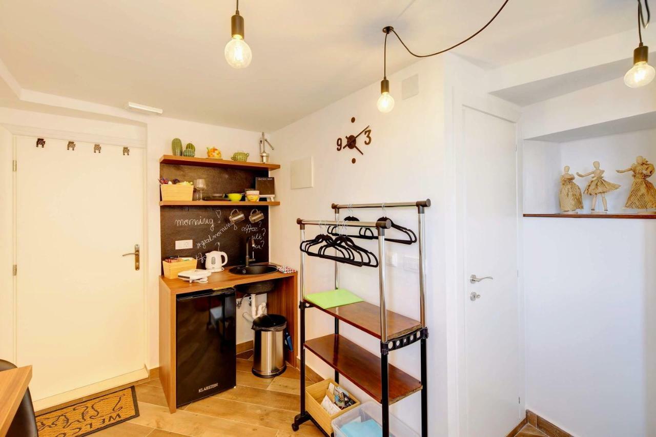 Apartma The *